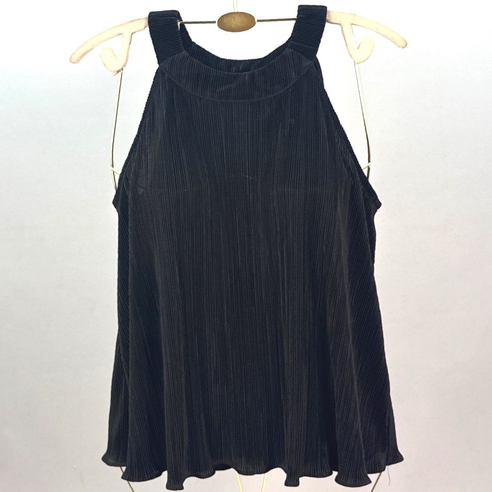 NWT- Black Pleated Halter Neck Sleeveless Top Lettuce Edge Hem Small